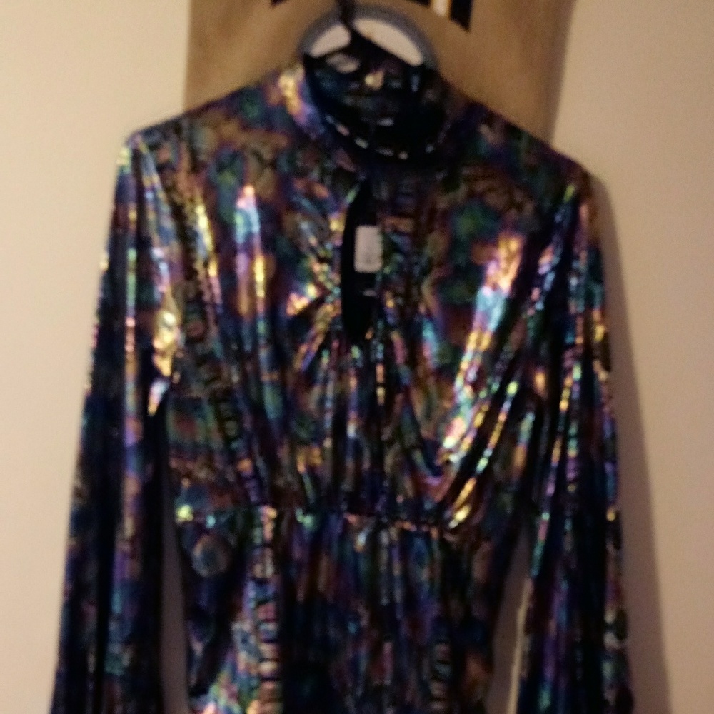 Multi color top